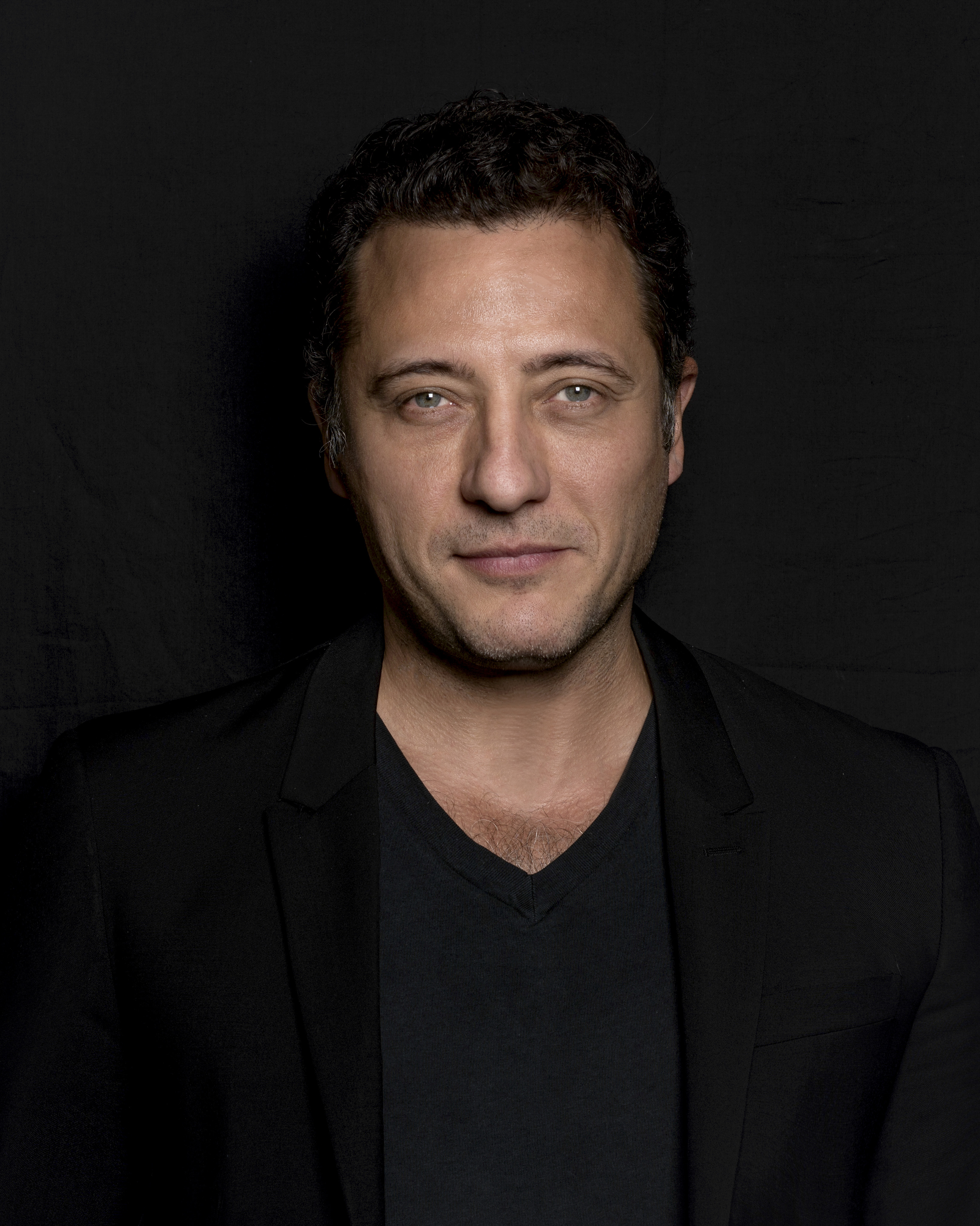 Yigit Γzsener