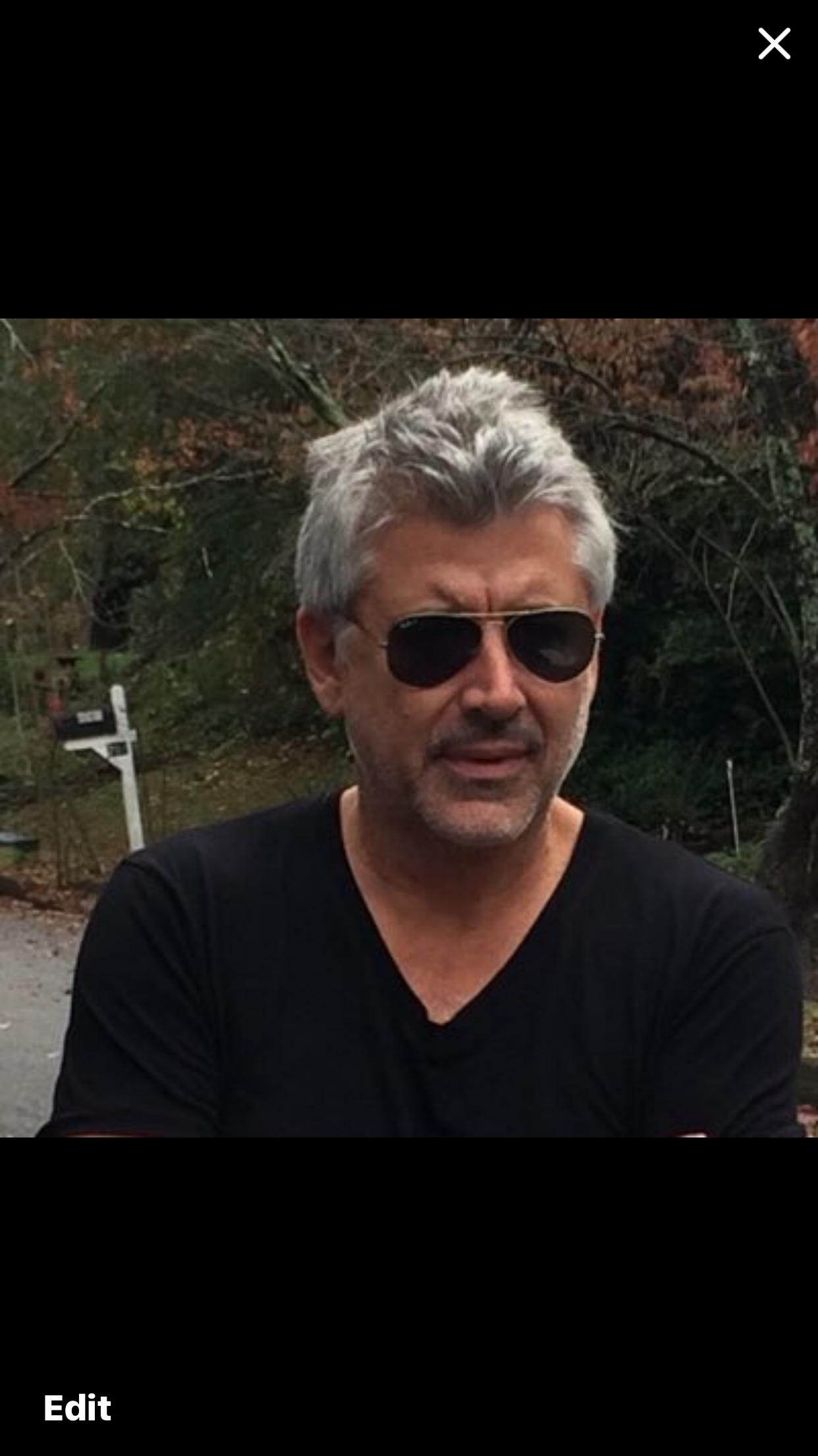 Deran Sarafian
