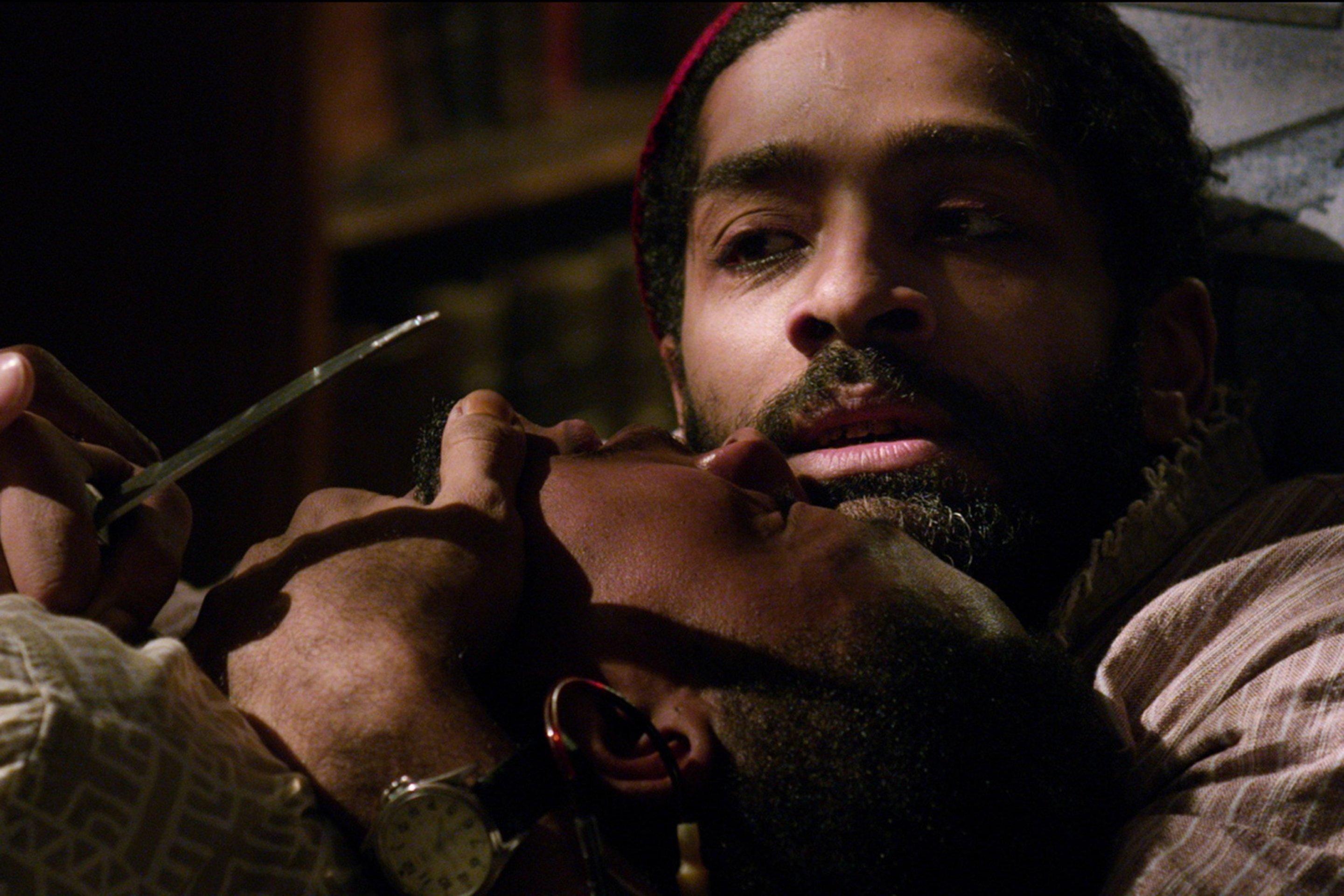 Not sure why all the bad reviews, I thoroughly enjoyed this movie.