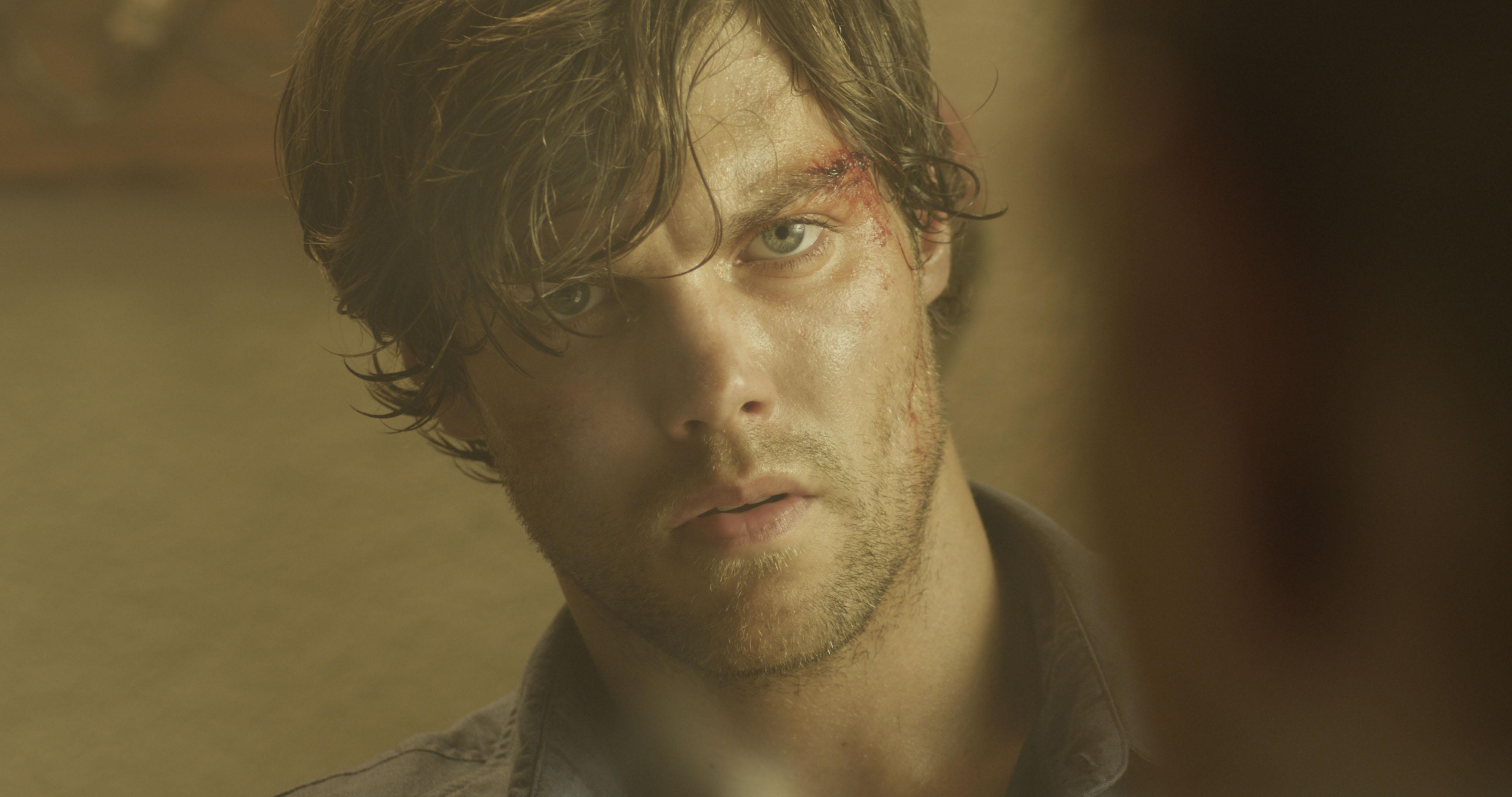 Girlfriend kidnapped and promoted to drugs courier. That's what I call a screwed up vacation.