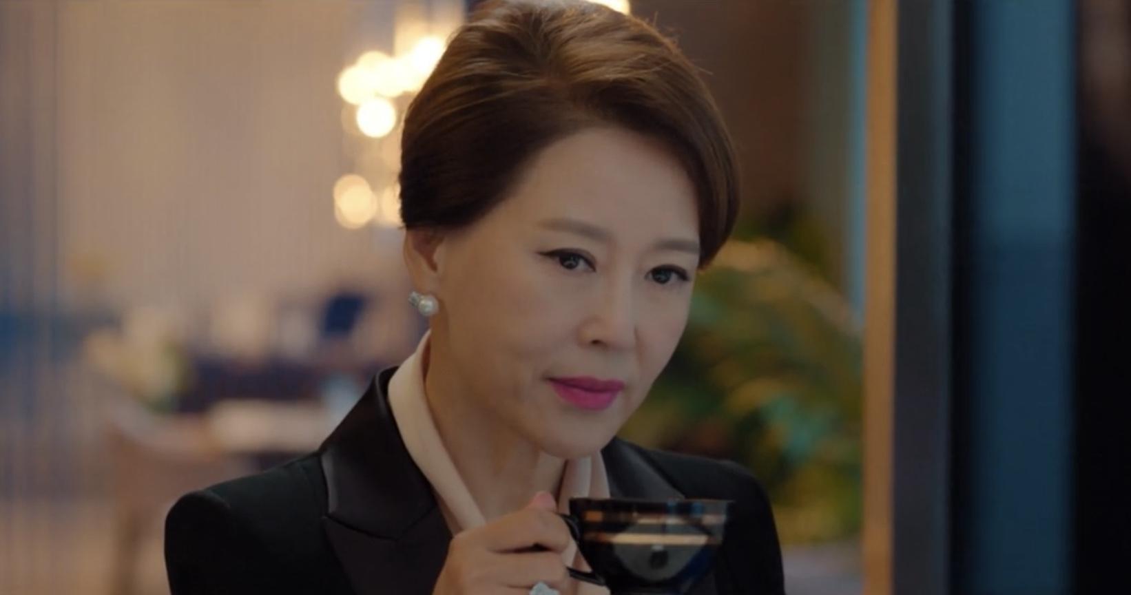 Hwa-yeon Cha
