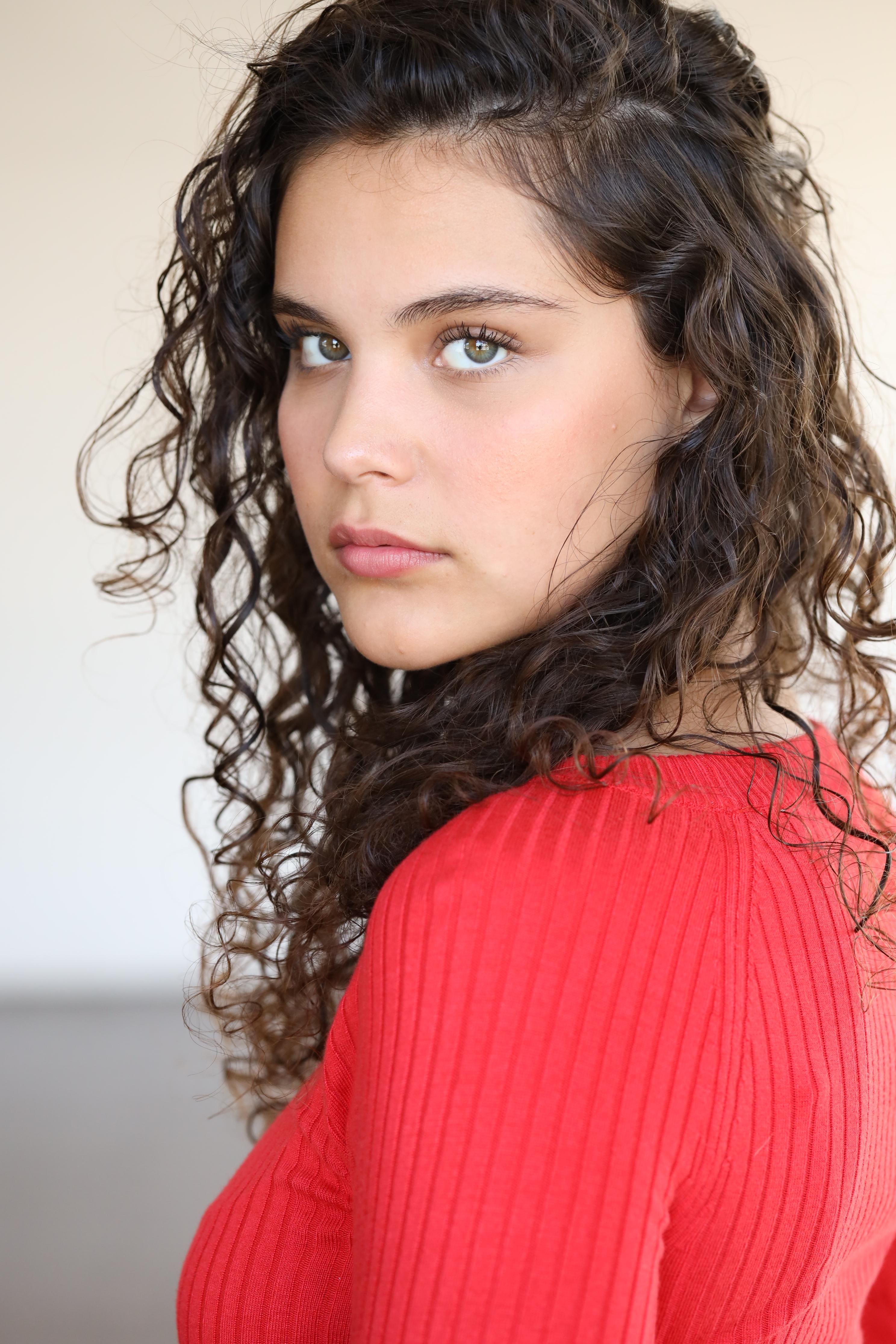 Isabelle Anaya