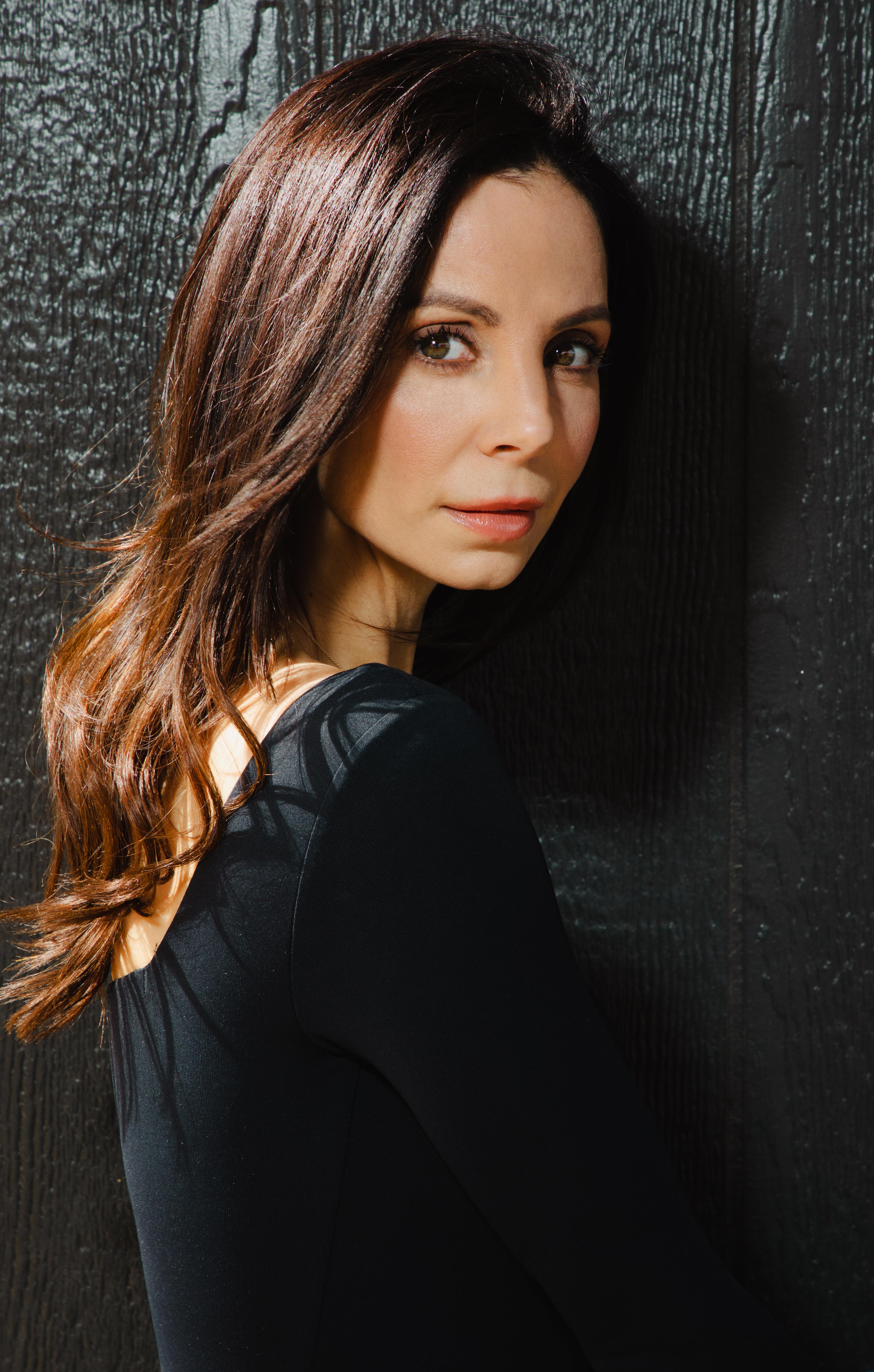 Farrah Aviva