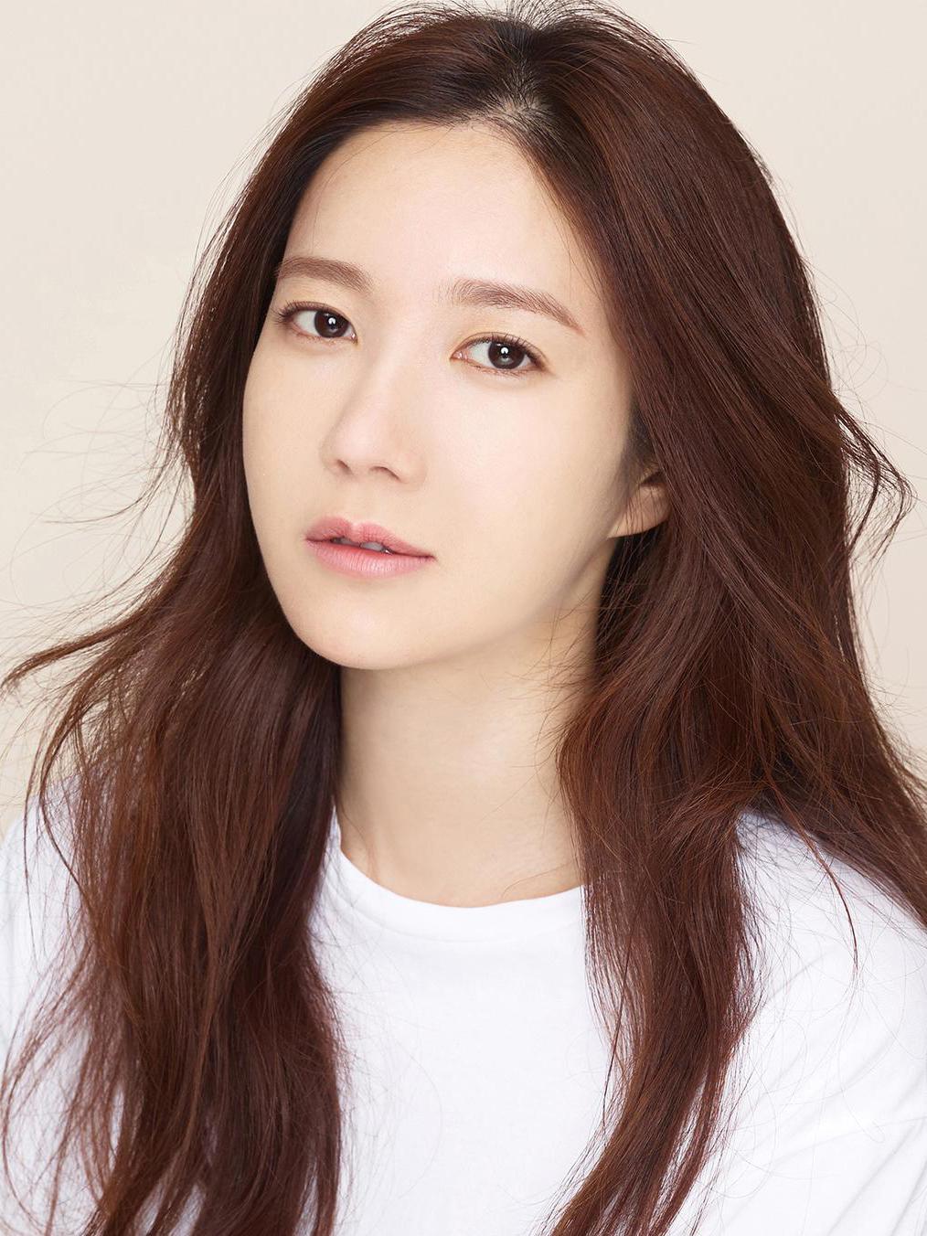 Ji-Ah Lee