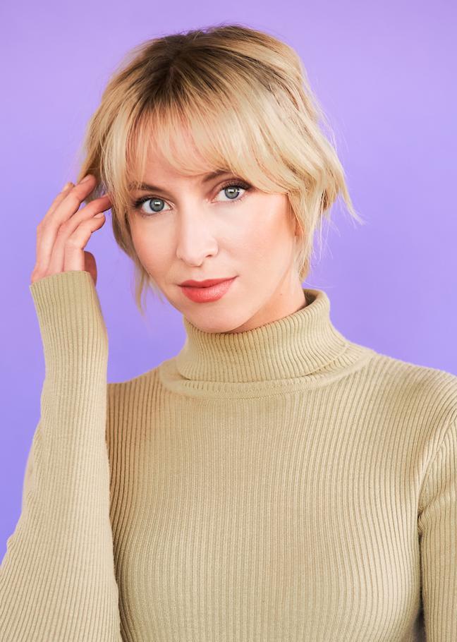 Julia Aks
