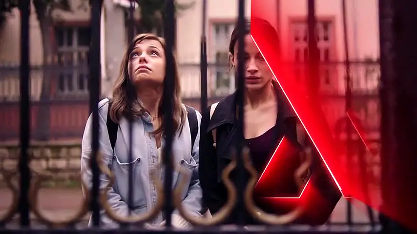 Trailer—Gülümse Kaderine