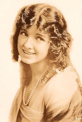 Vivian Martin