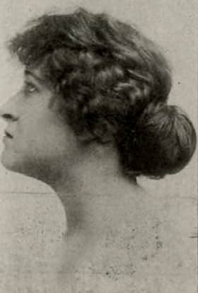 Josephine Earle