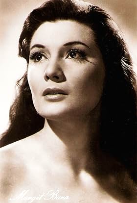 Margit Bara