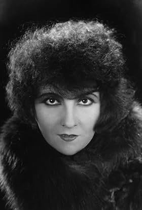 Lucy Doraine
