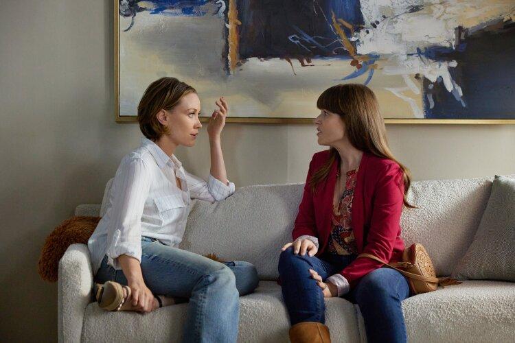 Attractive stars undermined by an irritating story