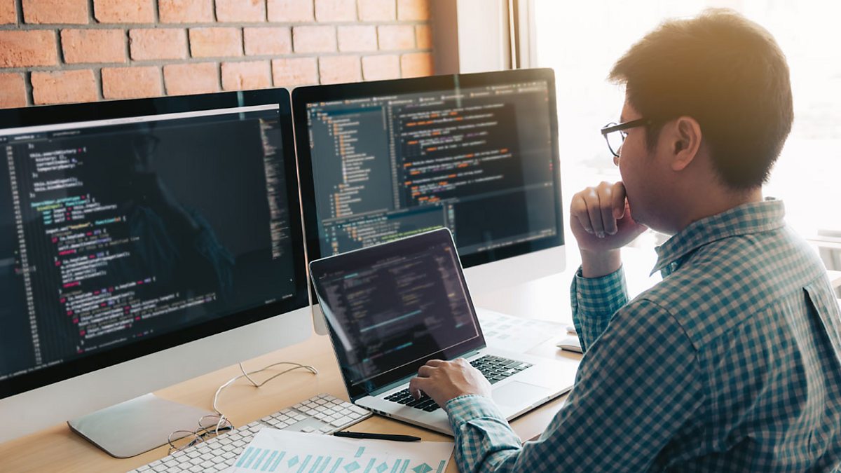 Computational thinking, algorithms and programming: Programming languages and Integrated Development Environments - OCR