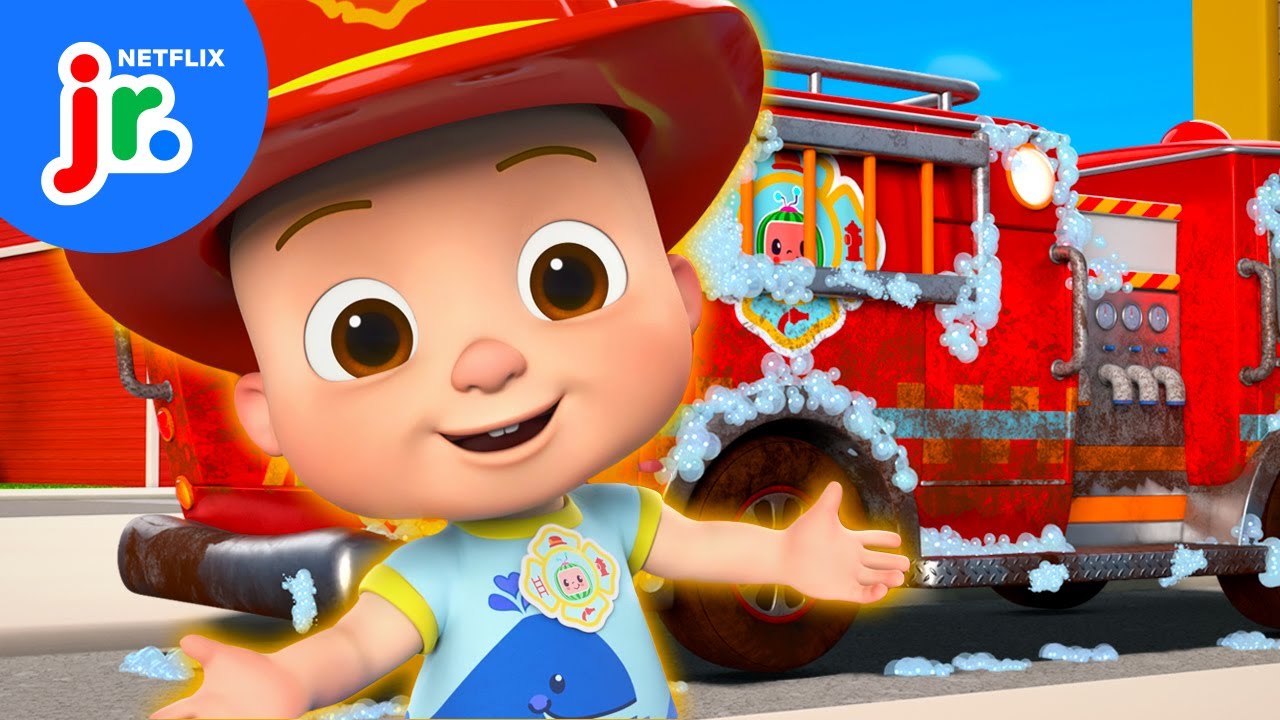 JJ's Firetruck Car Wash Song! 🚒🌟 CoComelon Lane | Netflix Jr