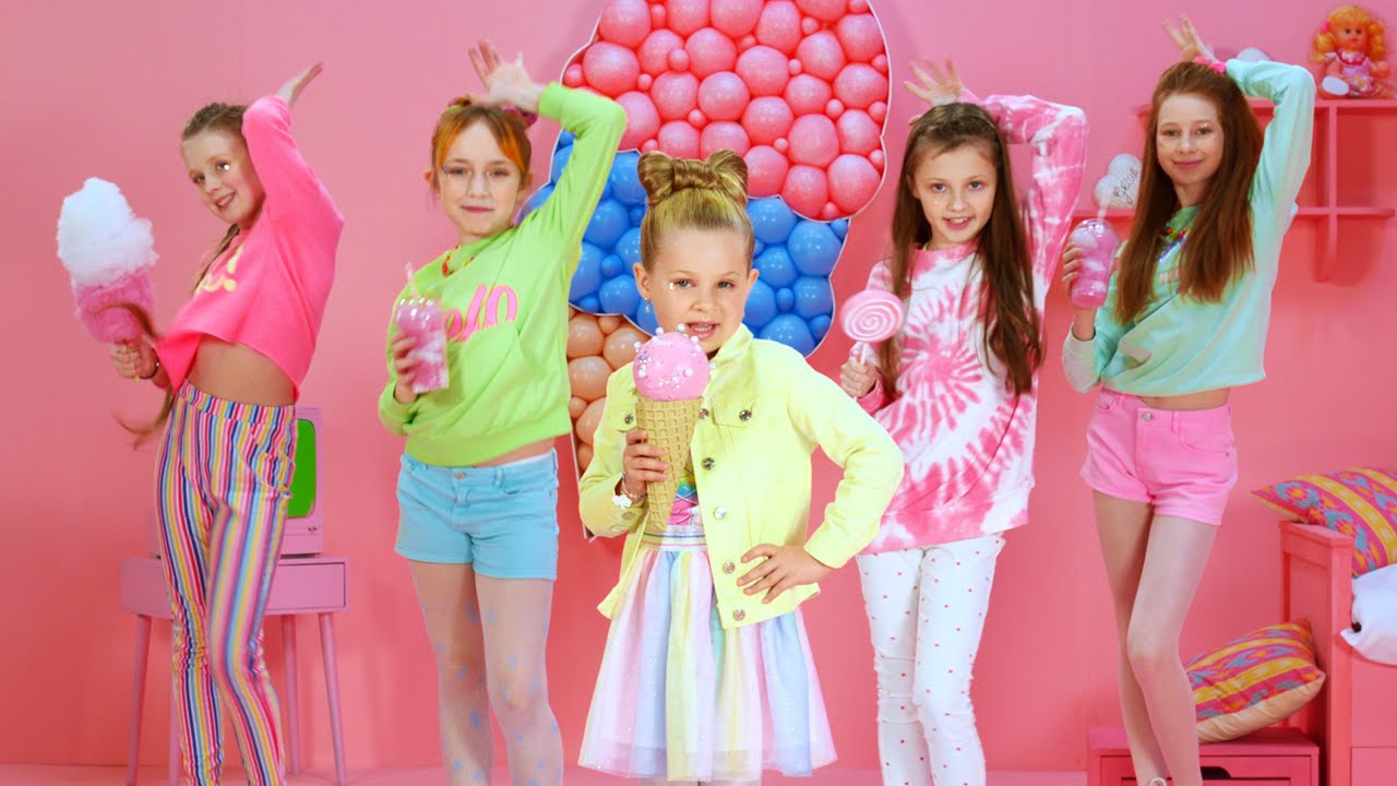 Диана отмечает День Рождения СКАЙ из мультика Щенячий Патруль PAW Patrol Video for Kids