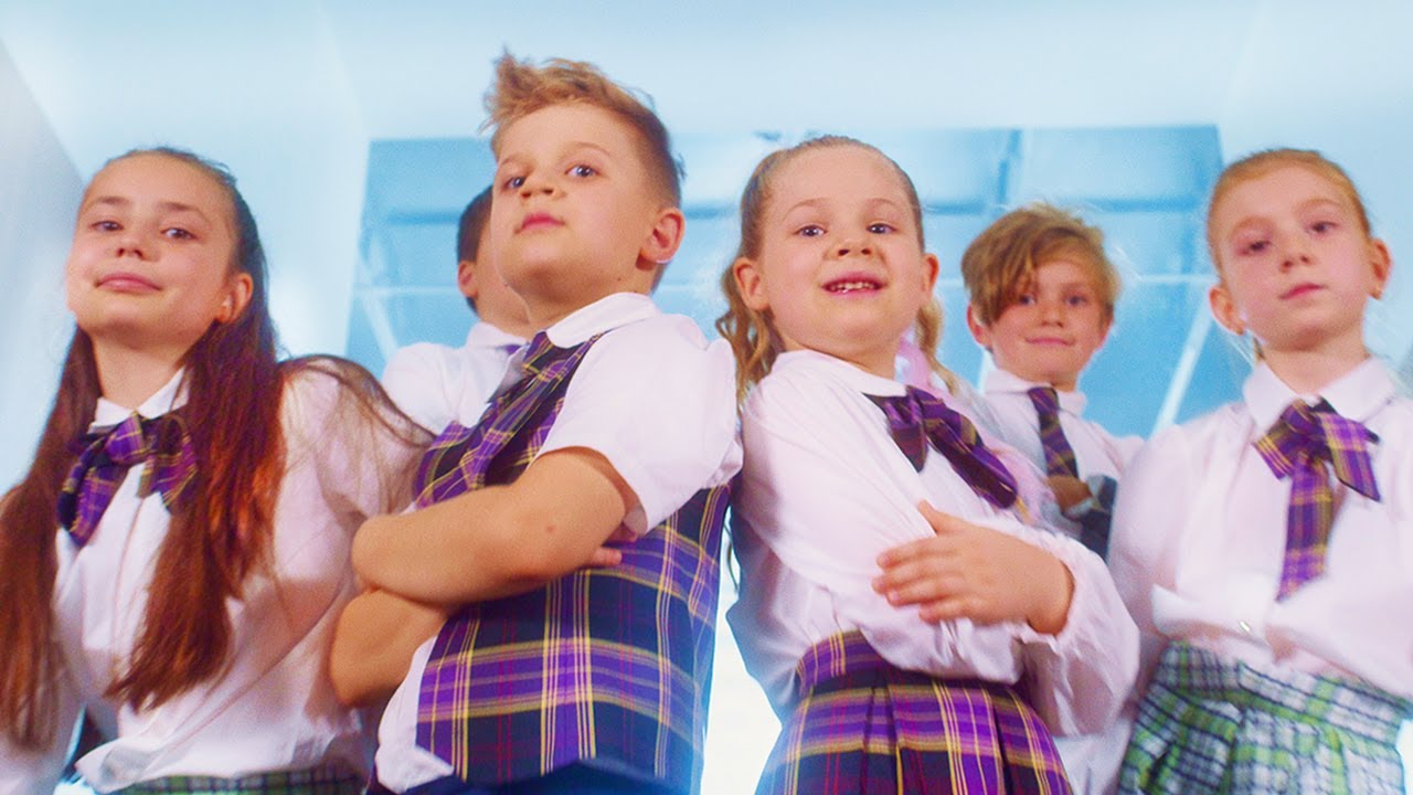 Diana and Roma at Shop Qatar, Meet & Greet