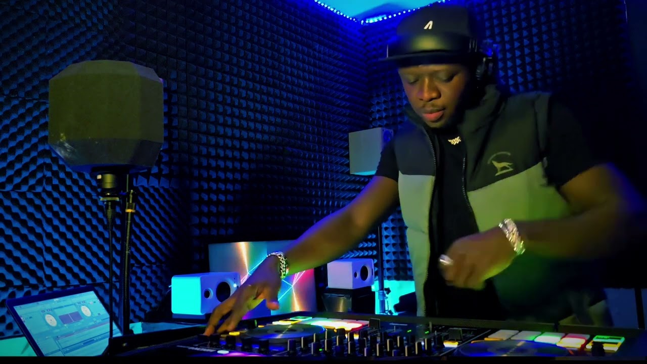 Amapiano Mix 2025 | Amapiano 2025 New Year Mix by Musicbwoy