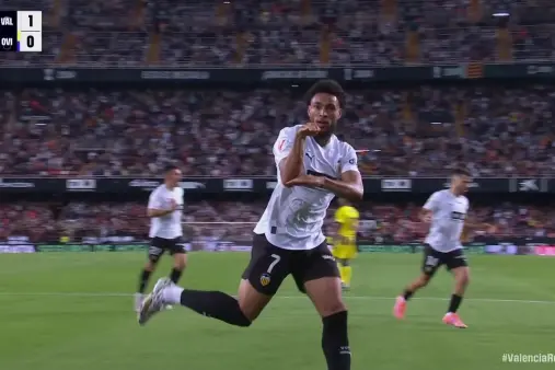 Valencia VS Real Oviedo Highlight