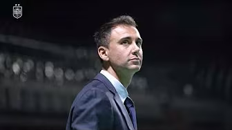 Albert Canillas llega a los 100 partidos al frente de la selección sub-19 | 🔴 SEFUTBOL