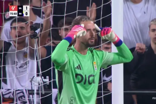 Valencia VS Real Oviedo Highlight