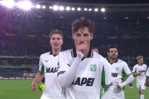 Hellas Verona VS Sassuolo Highlight