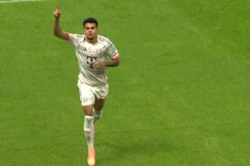 Eintracht Frankfurt VS Bayern Munich Highlight