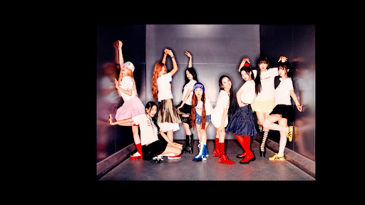TWICE "LIKEY" M/V