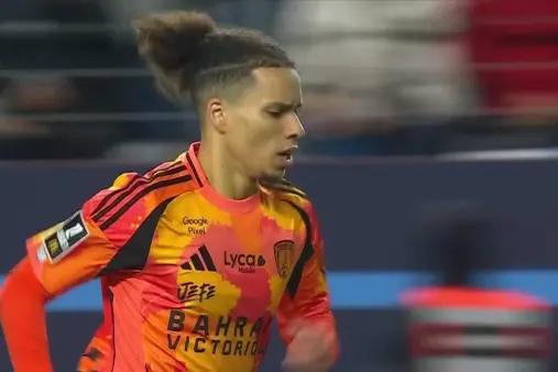 Paris FC VS Lyon Highlight