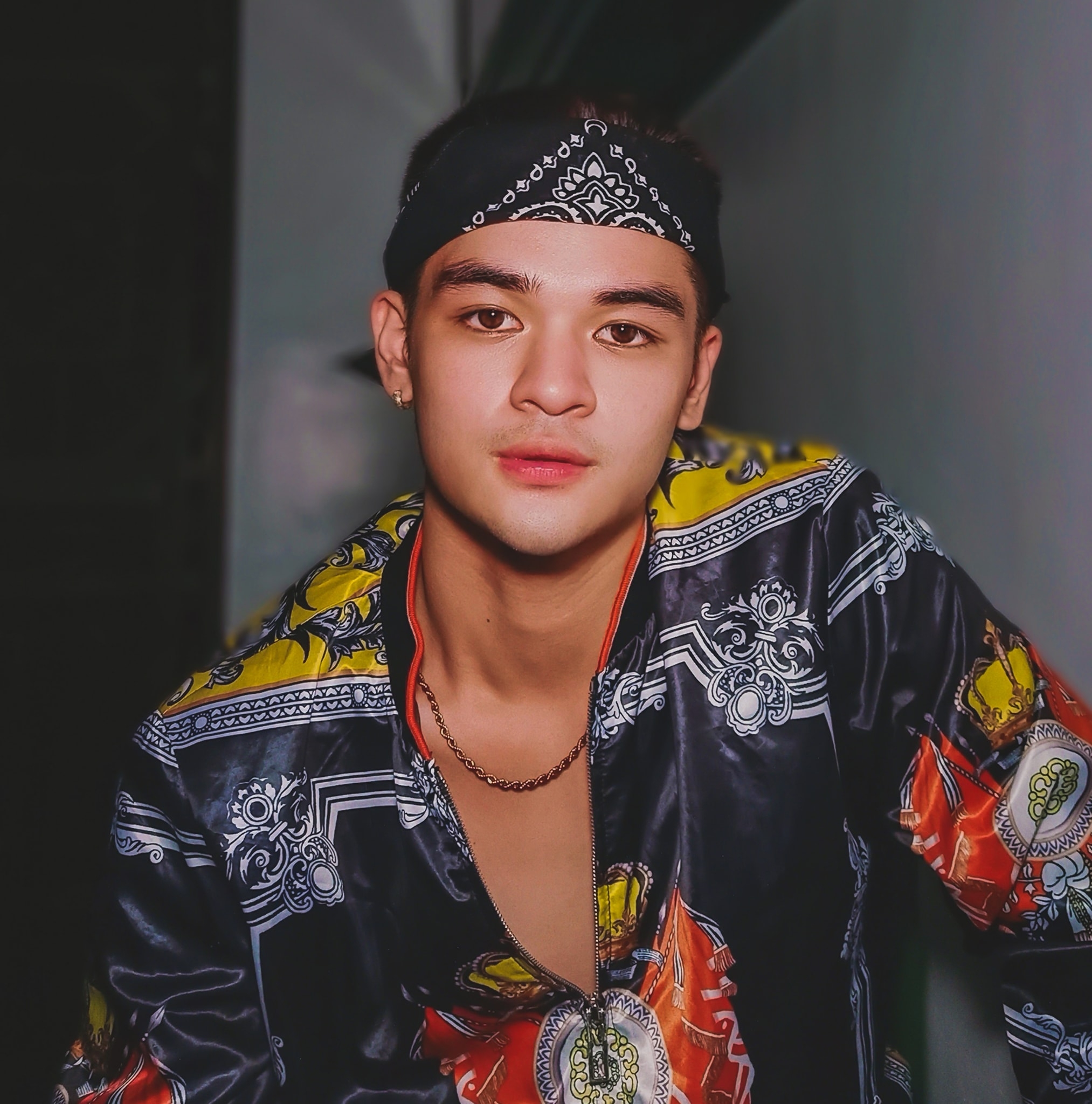Enzo Santiago