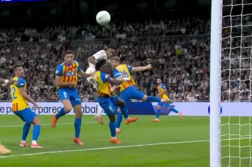 Real Madrid VS Valencia Highlight