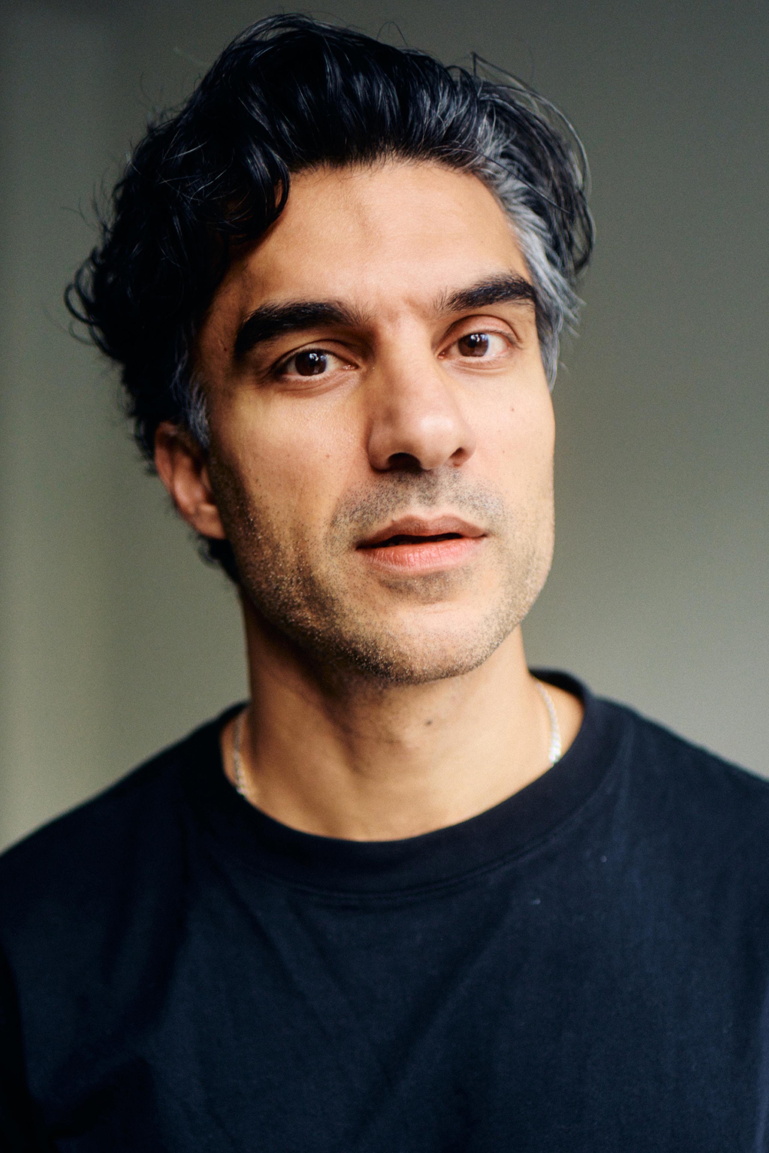 Farzad Farzaneh