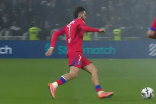 Lyon VS Paris Saint-Germain Highlight