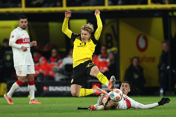 Borussia Dortmund VS Stuttgart Replay