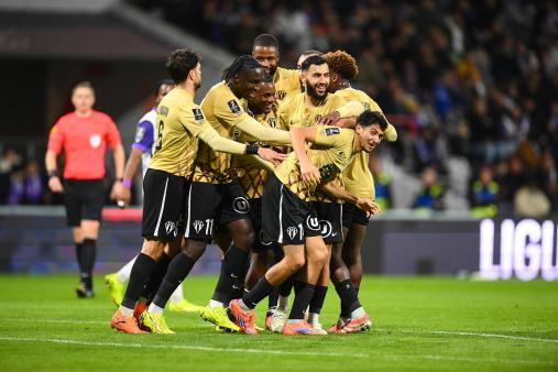 Toulouse VS Angers Highlight