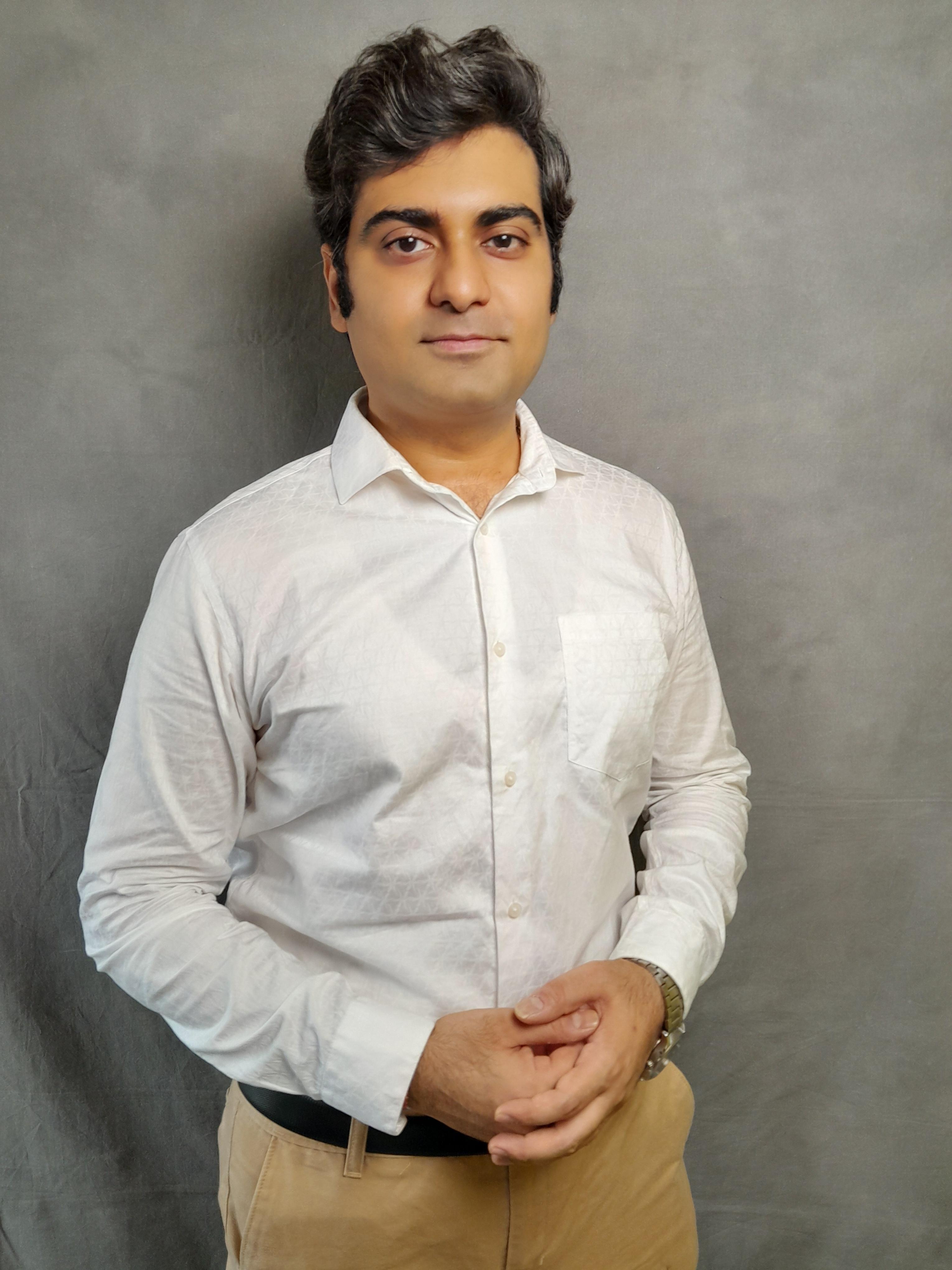 Akshay Kapoor