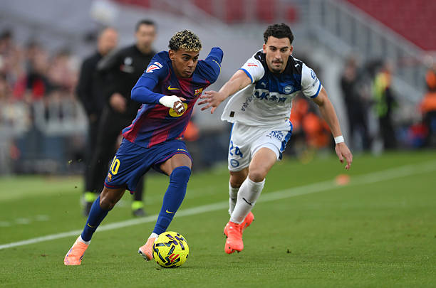 Barcelona VS Deportivo Alavés Highlight