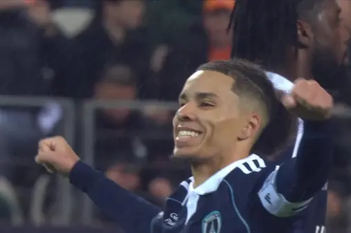 Paris FC VS Auxerre Highlight