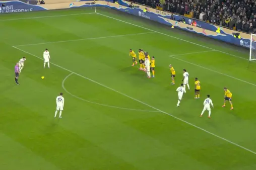 Wolverhampton Wanderers VS Nottingham Forest Highlight