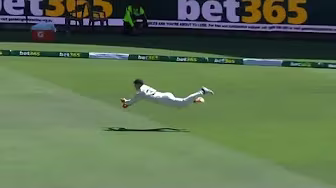 Flying Marnus takes an outfield screamer | Men's Ashes 2025-26
