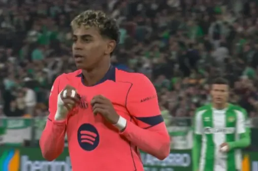 Real Betis VS Barcelona Highlight