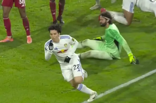 Leeds United VS Liverpool Highlight