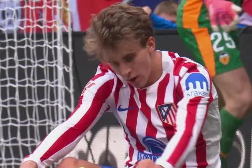 Atletico Madrid VS Valencia Highlight