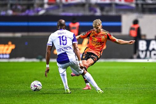 Paris FC VS Toulouse Highlight