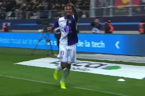 Paris FC VS Toulouse Highlight