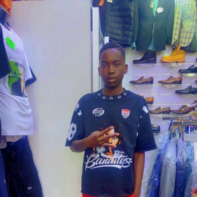 Leon Muchenga Chicago b