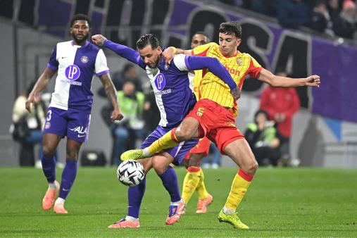 Toulouse VS Lens Highlight