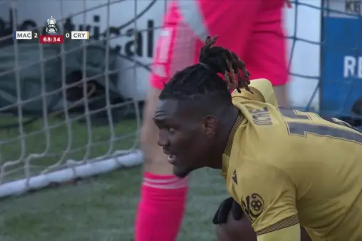 Macclesfield VS Crystal Palace Highlight