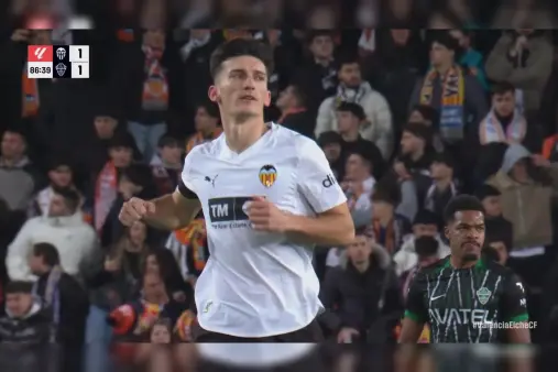Valencia VS Elche Highlight