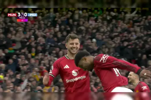 Manchester United VS Manchester City Highlight