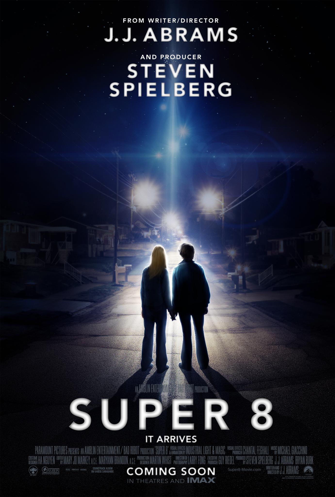 Super 8 [Hindi]