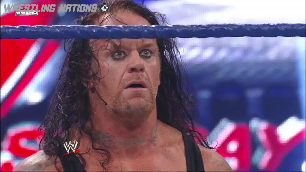 Triple H vs The Undertaker on SmackDown